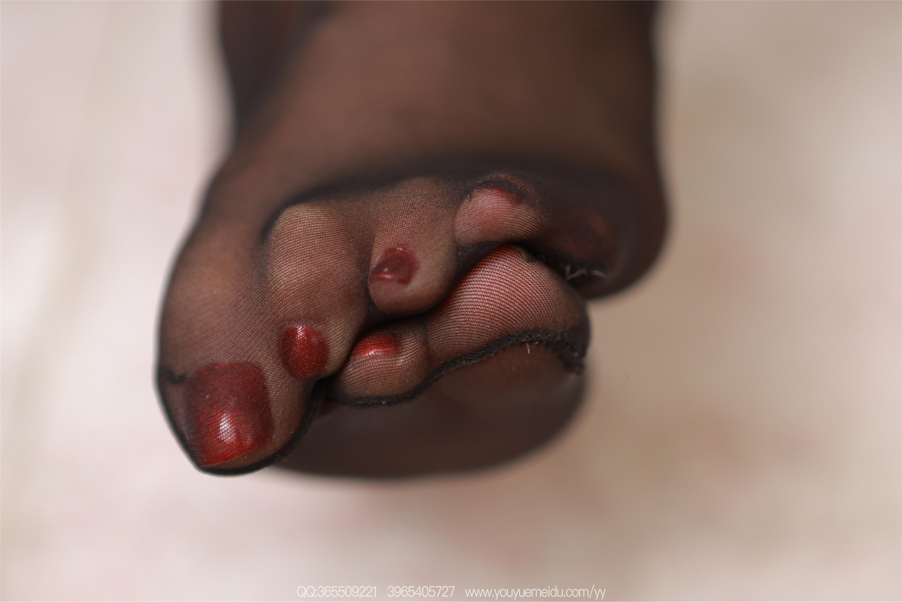 IESS异思趣向  2025.08.25 丝享家 2140 美子《黑丝包臀裙》